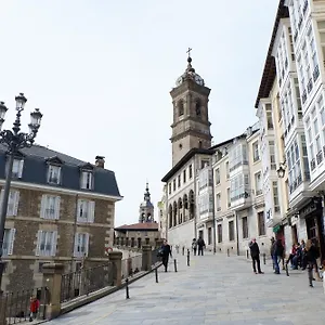 Apartamento Luxury Pintoreria Atico, Vitoria